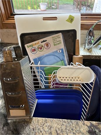 Misc Kitchen Lot