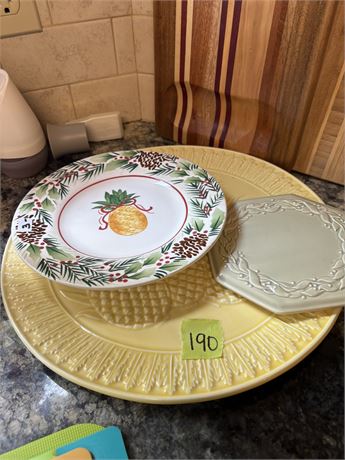 Pineapple Plates, Trivet
