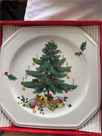 Mikasa Holiday Plates