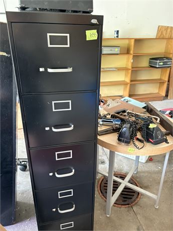 Metal File Cabinet with Key