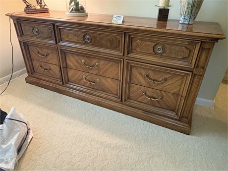Thomasville Dresser