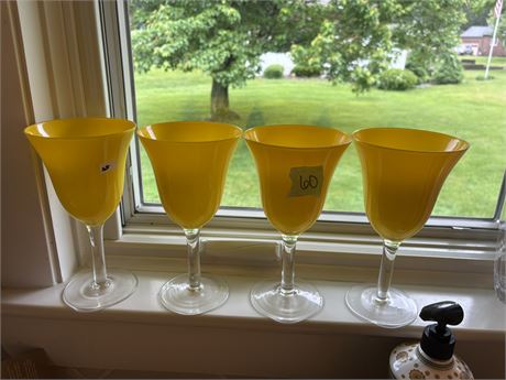 Yellow Glass Set