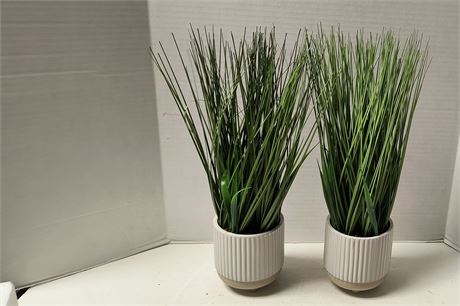 2 Large Artificial Grass Decor