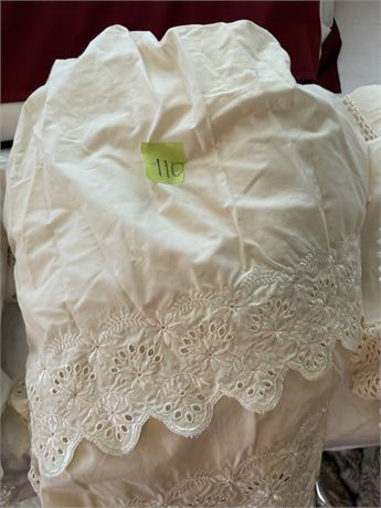 Dust Ruffle