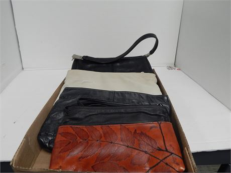 Flat Of Purses