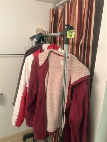 Clothing Lot and Rack (Basement)