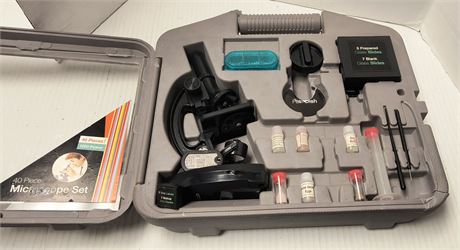 Vivitar Microscope Set