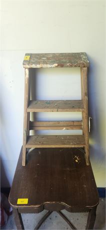 Small stepladder