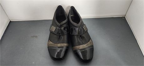 Remonte Black Shoes.