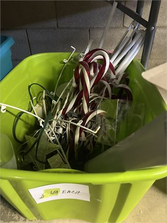 Candy Canes, Decor