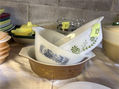 Pyrex Bowls