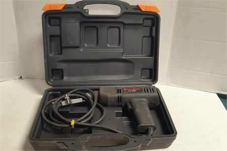 Black & Decker 1/4" Drill Single Speed. Cord Has Been Taped & Carry Case