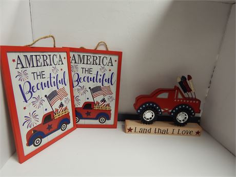 Lot Of 4TH Of July Decorations