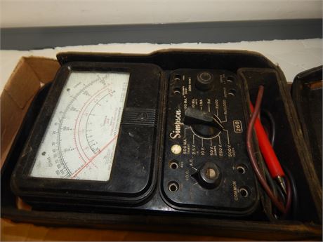 Simpson 260 Series 6P Volt-OHM-Milliammeter