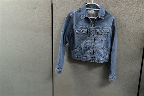 Old Navy Blue Jean Jacket. Size Small