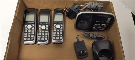 Panasonic Cordless Phones & Charging Base
