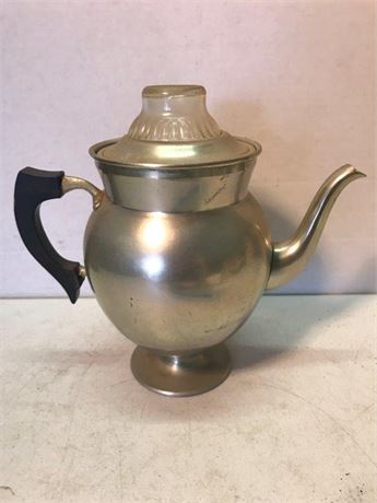 Universal No.76 Carafe
