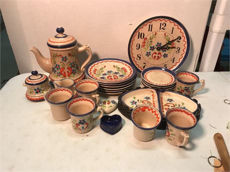 Large Matching China Set with Clock