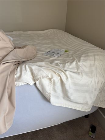 King Koil Queen Double High Airbed