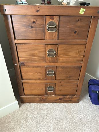 Dresser