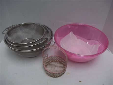 Flat Of Kitchen Items