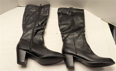 Route 66 Knee High Women's Boots. Size 10