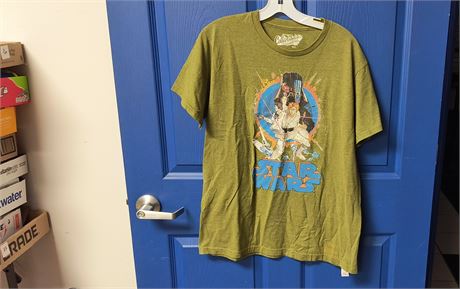 Star Wars Tee Shirt. Size Large