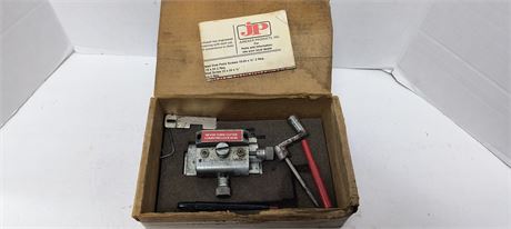 Arnold Chain Saw Sharpener