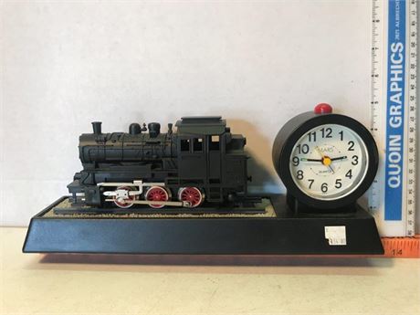 Mars Quartz Train Clock