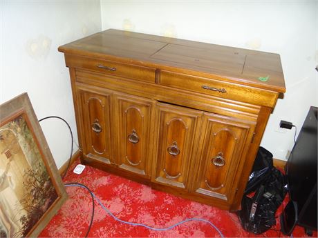 Sewing Machine and Contents