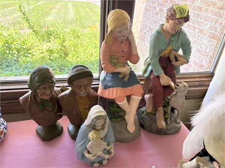 Figurines
