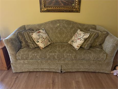 Sofa, Broyhill