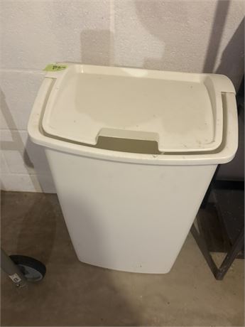 Trash Can