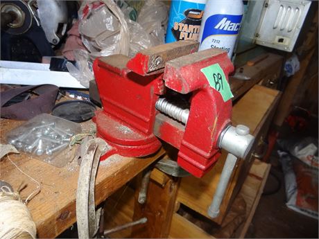 Small Vise