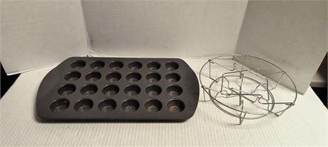 Wilton Baking Pan & Wire Rack
