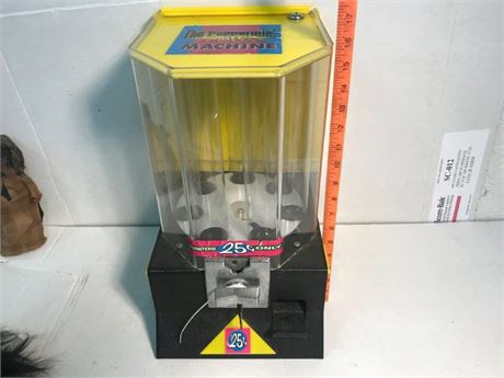 Peppermint Twist Machine with Key
