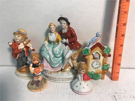 Vintage Japan Figurines