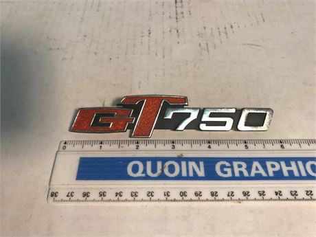 GT750 Badge