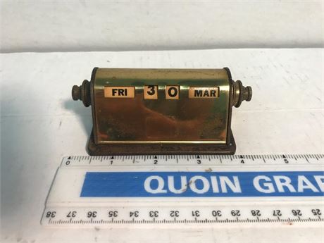 Vintage Dial Calendar