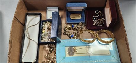 Flat Of Jewelry. Italy .925 Necklace
