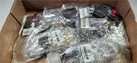Flat Of Paparazzi Jewelry