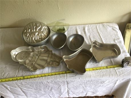 Cake Baking Pans & Molds