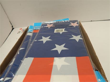 Flat Of Plastic Table Covers