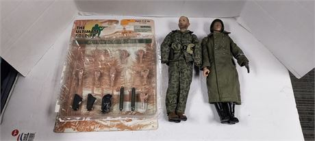 Lot Of Vintage The Ultimate Soldier Accessories & Soldiers
