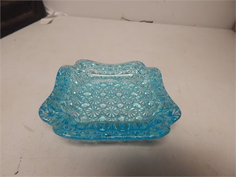 Daisy and Button Dish