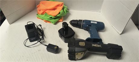 Drill & Flashlight & Microfiber Cloths