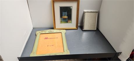Picture Frames & Framed Art