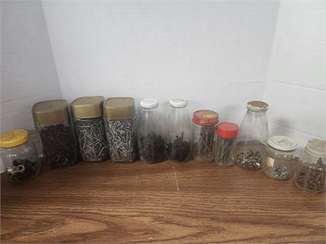 Lot of screws and misc hardware