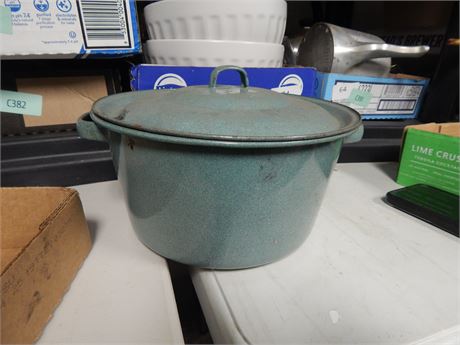 Small Stock Pot With Lid