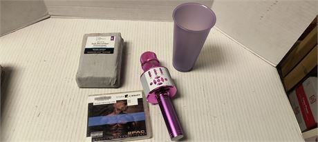 Microphone